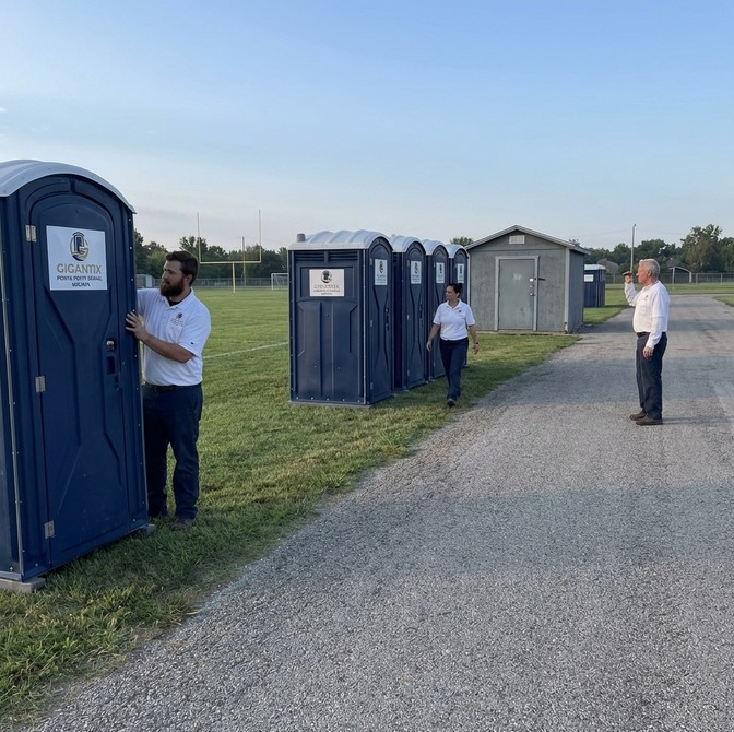 Gigantix Porta Potty Rental Wichita Service